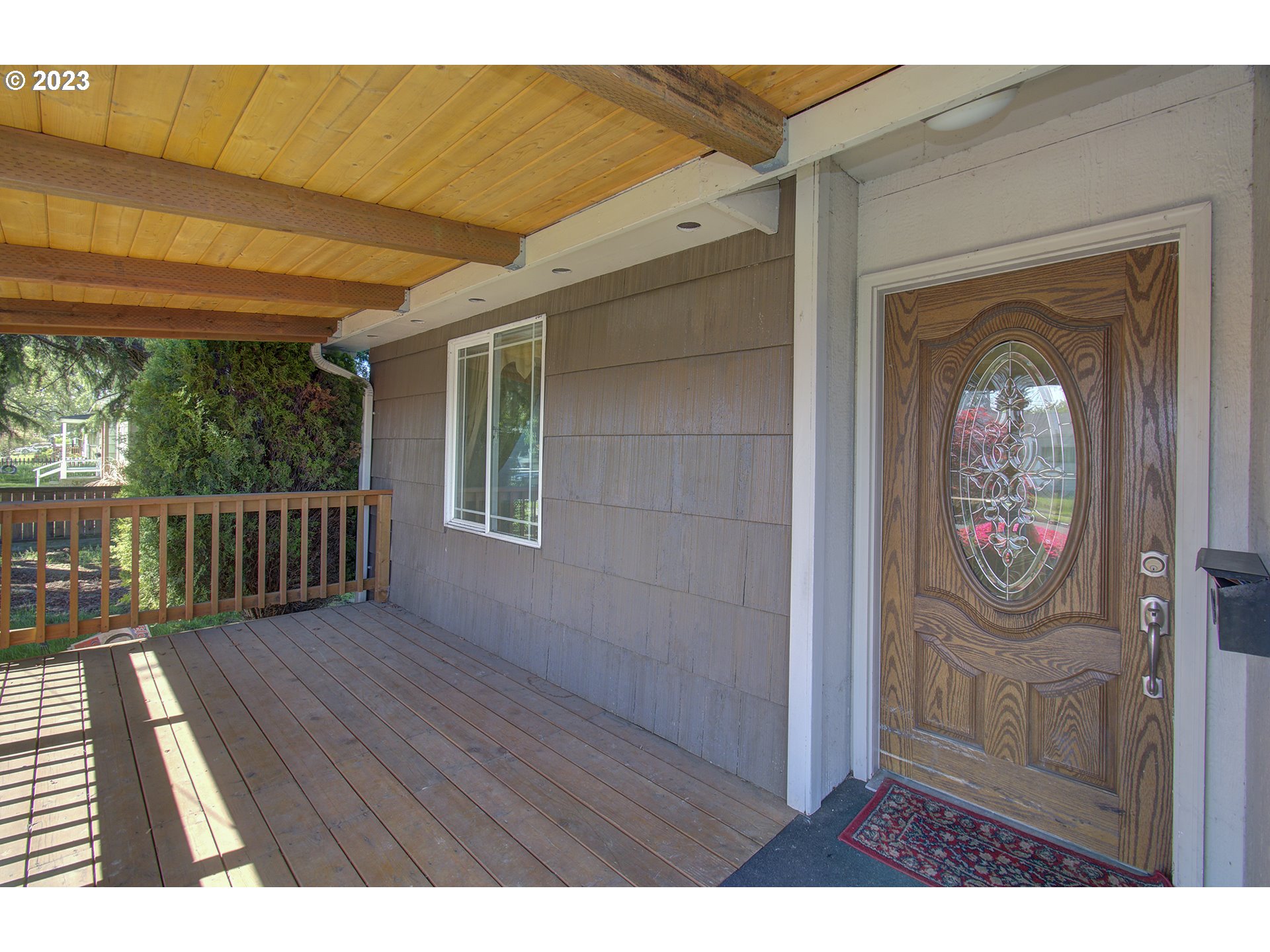 271 28th Avenue Longview, WA 98632 - Photo 5 of 29 a view interior of a house with wooden floor