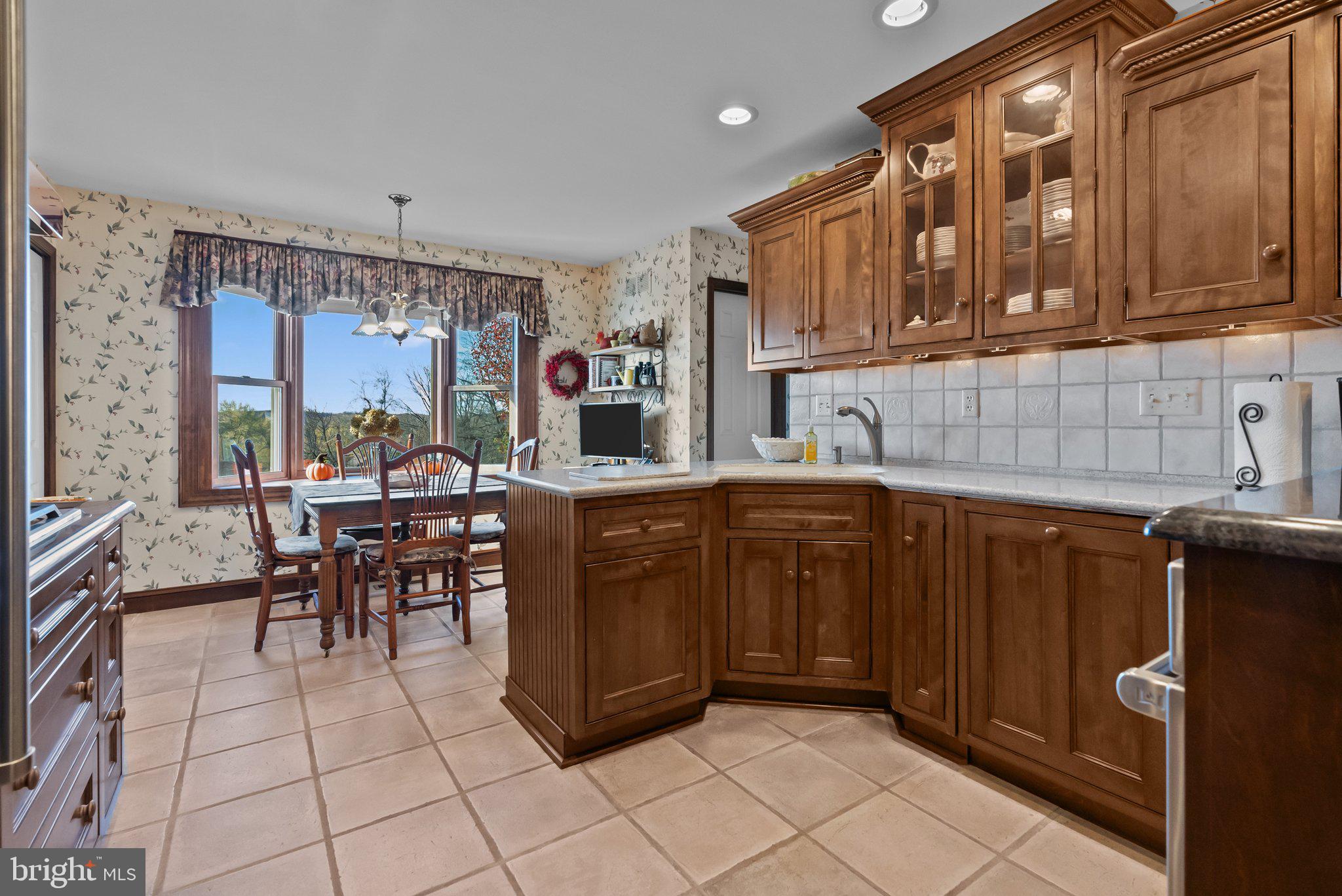 26 Hidden Turn Newtown, PA 18940 - Photo 8 of 40 a kitchen with a sink and cabinets