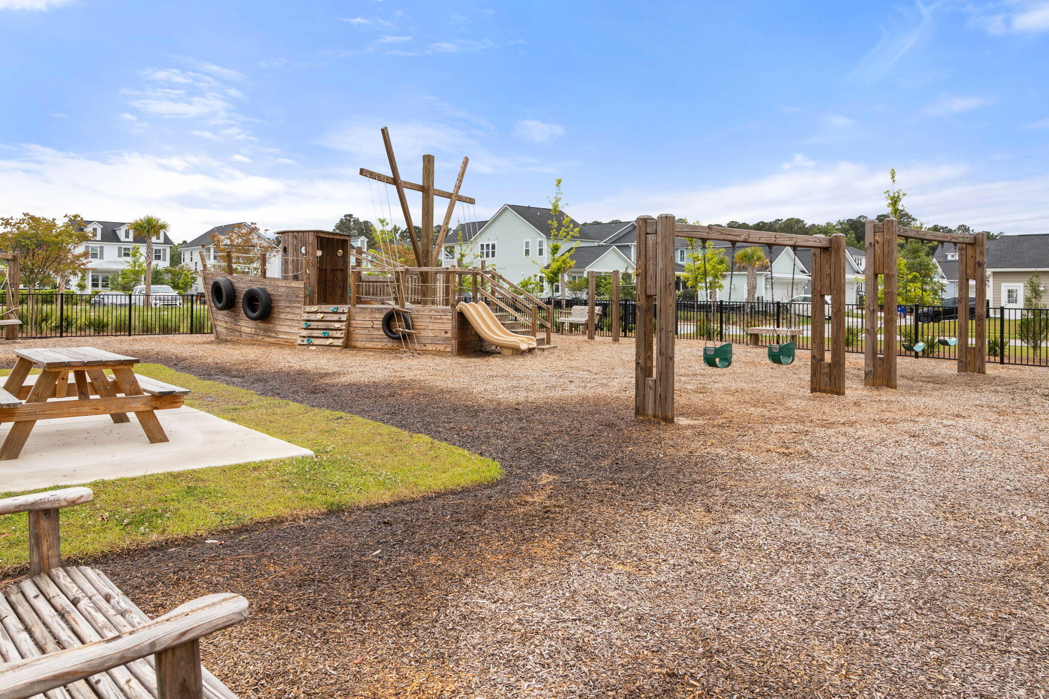 4041 Maidstone Drive Mount Pleasant, SC 29466 - Photo 51 of 74 68-web-or-mls-Amenities-3