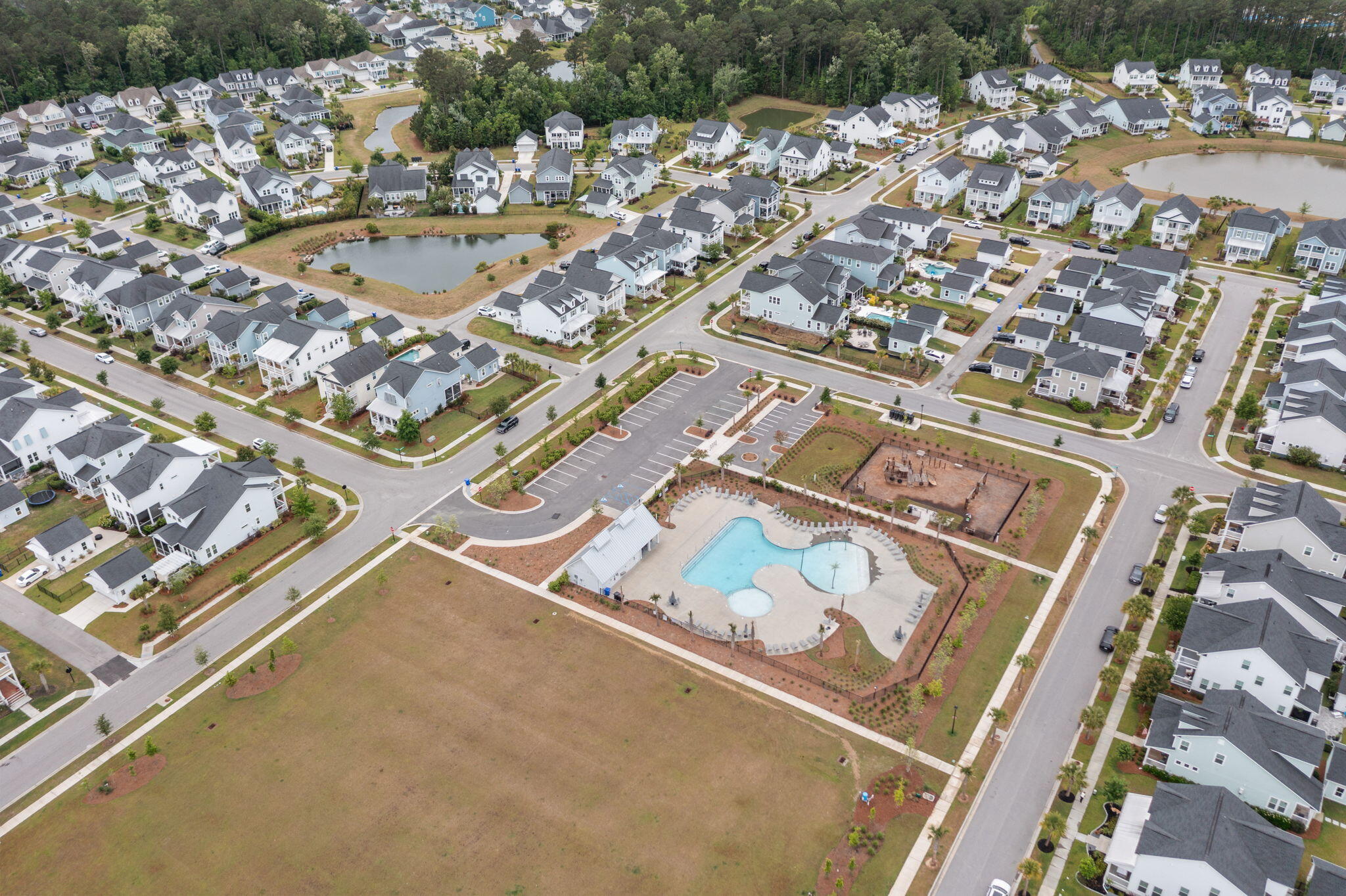 4041 Maidstone Drive Mount Pleasant, SC 29466 - Photo 59 of 74 76-web-or-mls-Amenities-21