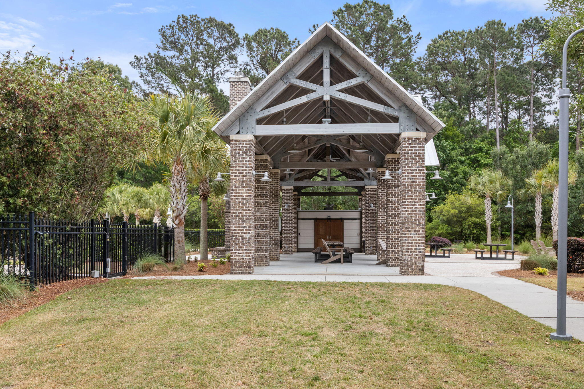 4041 Maidstone Drive Mount Pleasant, SC 29466 - Photo 69 of 74 87-web-or-mls-Amenities-8