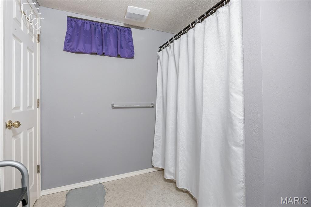 1202 Sir Lancelot Lane Godfrey, IL 62035 - Photo 28 of 39