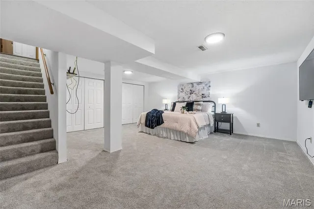 $230,000 | 1202 Sir Lancelot Lane, Godfrey, IL 62035