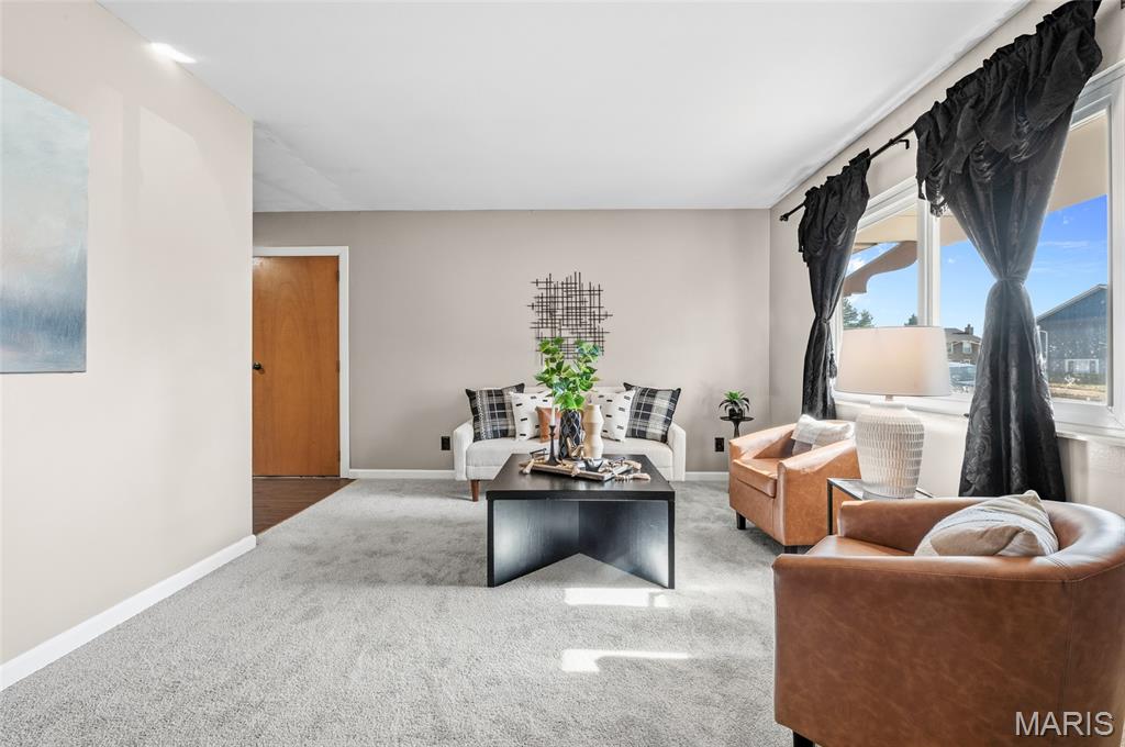 1202 Sir Lancelot Lane Godfrey, IL 62035 - Photo 10 of 39