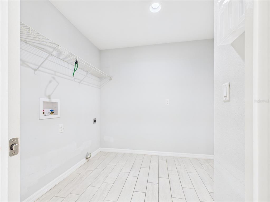 4309 Southwest 143rd Ln Road Ocala, FL 34473 - Photo 9 of 21 a view of an empty room