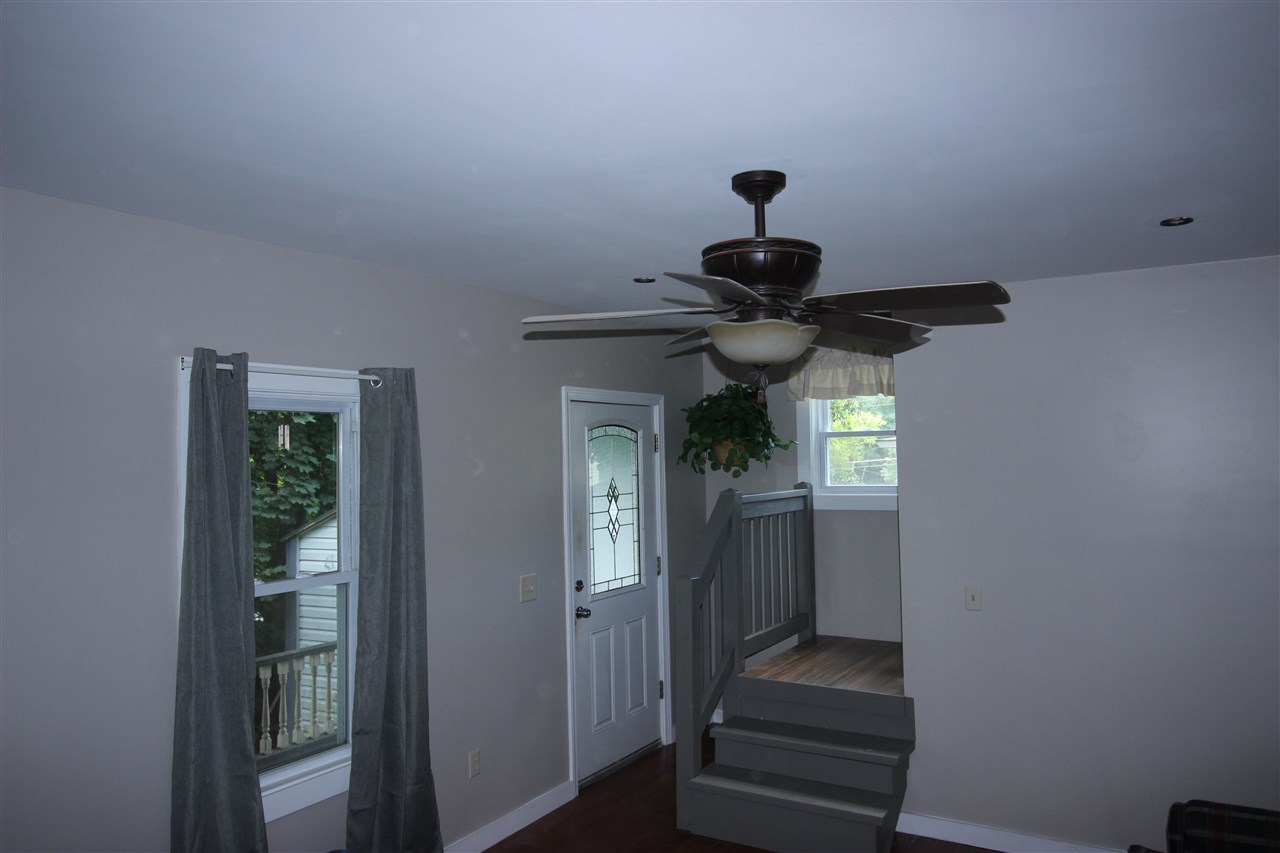 52 Merrill Street Springfield, VT 05156 - Photo 6 of 16