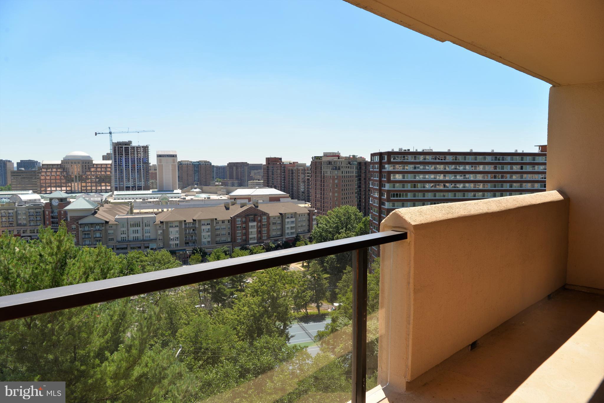 1101 South Arlington Ridge Road, Unit 703 Arlington, VA 22202 - Photo 26 of 30 View