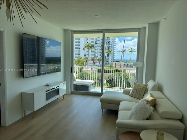 $359,000 | 3020 Northeast 32nd Avenue, Unit 721, Fort Lauderdale, FL 33308