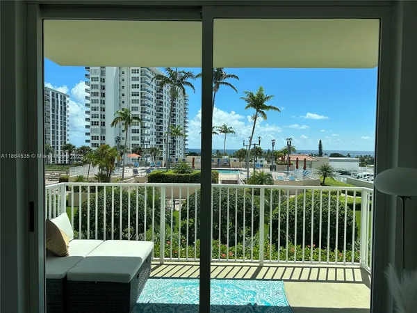 $359,000 | 3020 Northeast 32nd Avenue, Unit 721, Fort Lauderdale, FL 33308