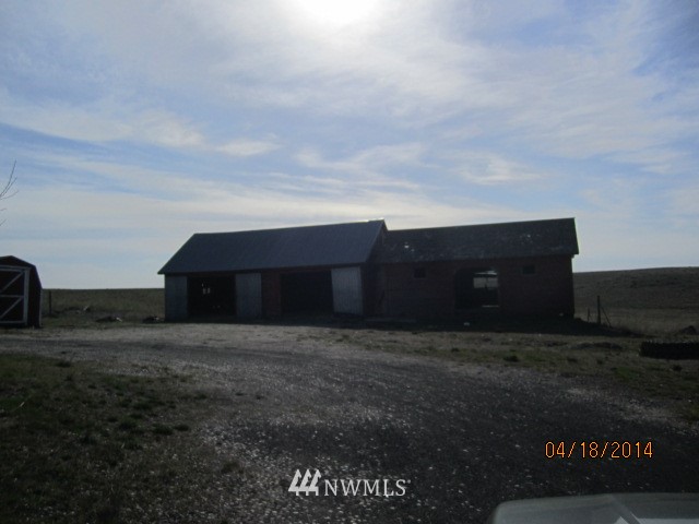 2150 North Sage Road Ritzville, WA 99169 - Photo 3 of 15