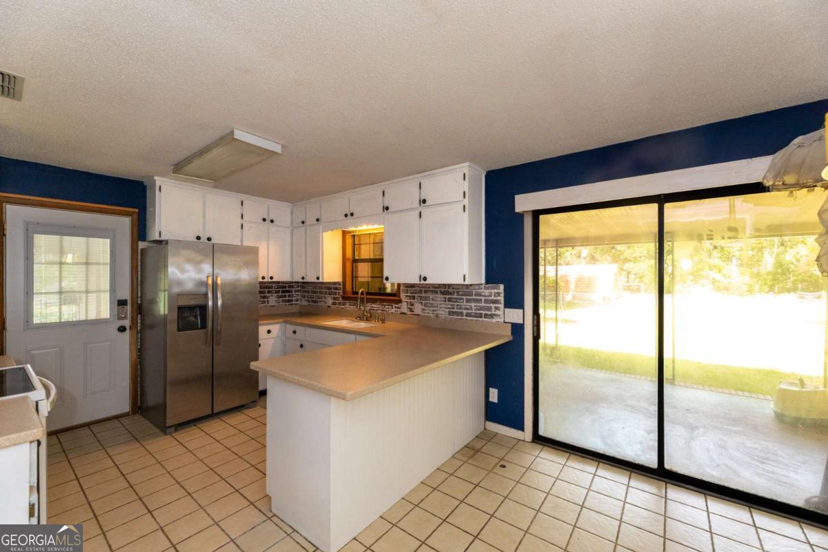 274 Anita Street Waycross, GA 31503 - Photo 15 of 36