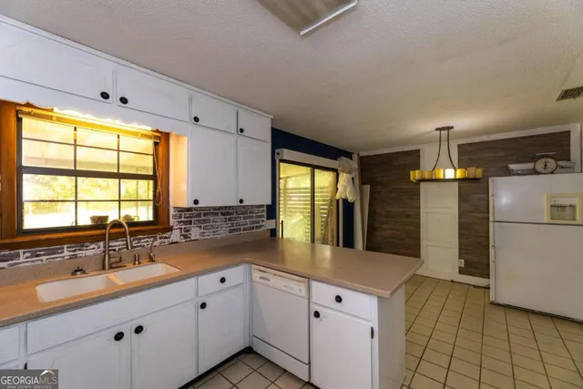 $179,900 | 274 Anita Street, Waycross, GA 31503