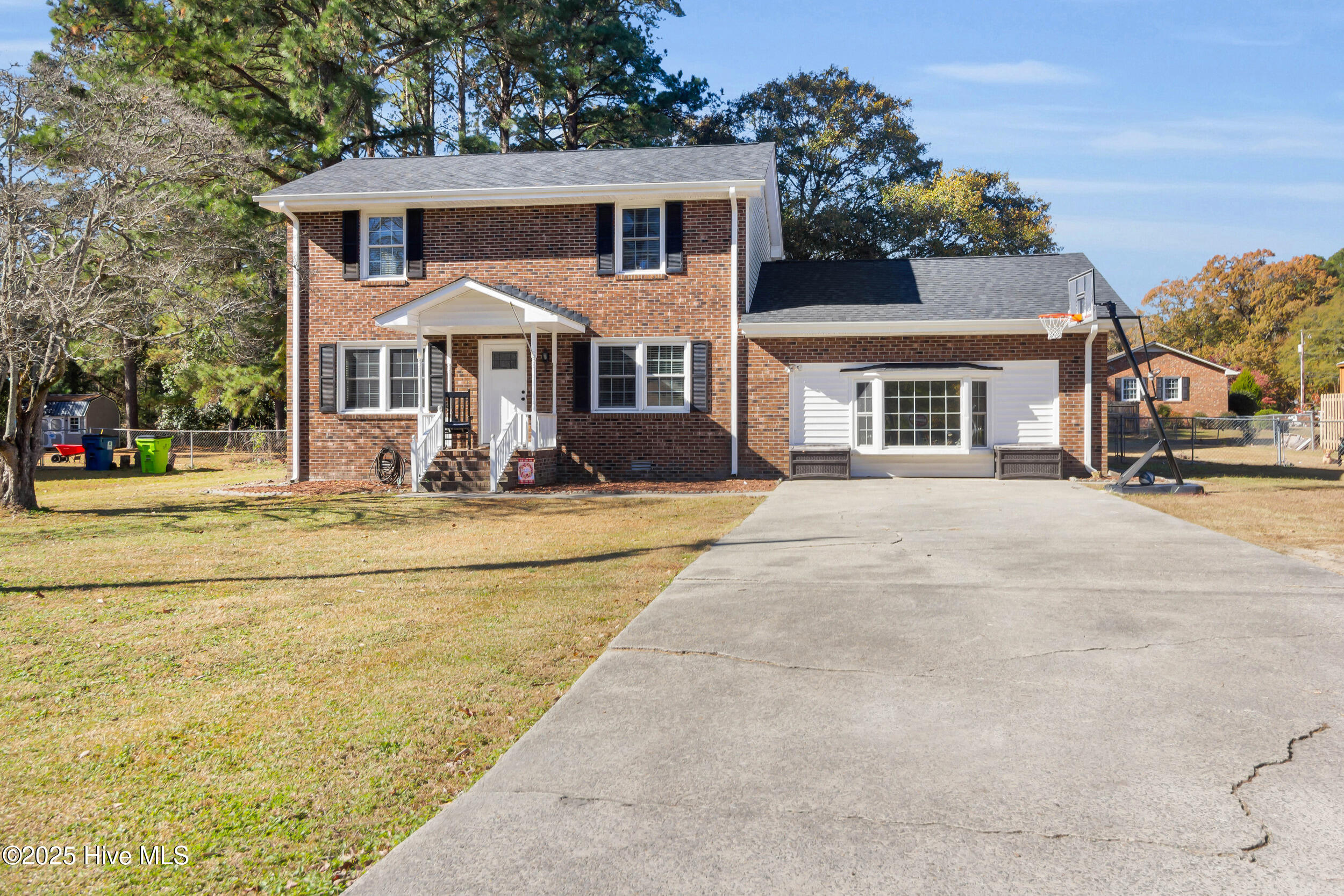 605 River Road Trent Woods, NC 28562 - Photo 24 of 38 Front