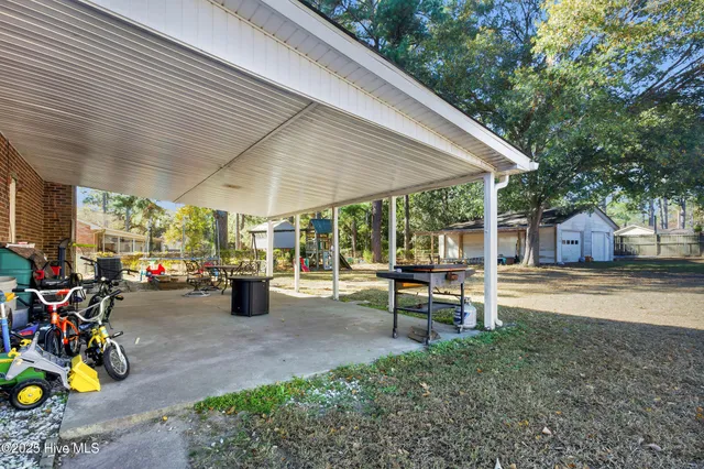 $385,000 | 605 River Road, Trent Woods, NC 28562