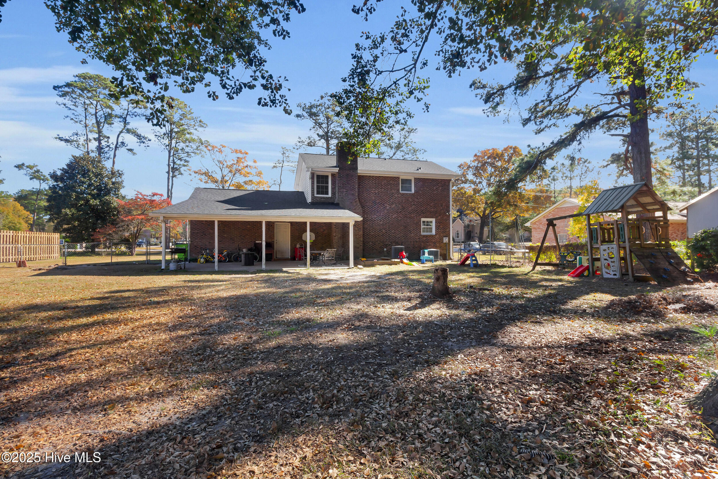 605 River Road Trent Woods, NC 28562 - Photo 29 of 38 Back