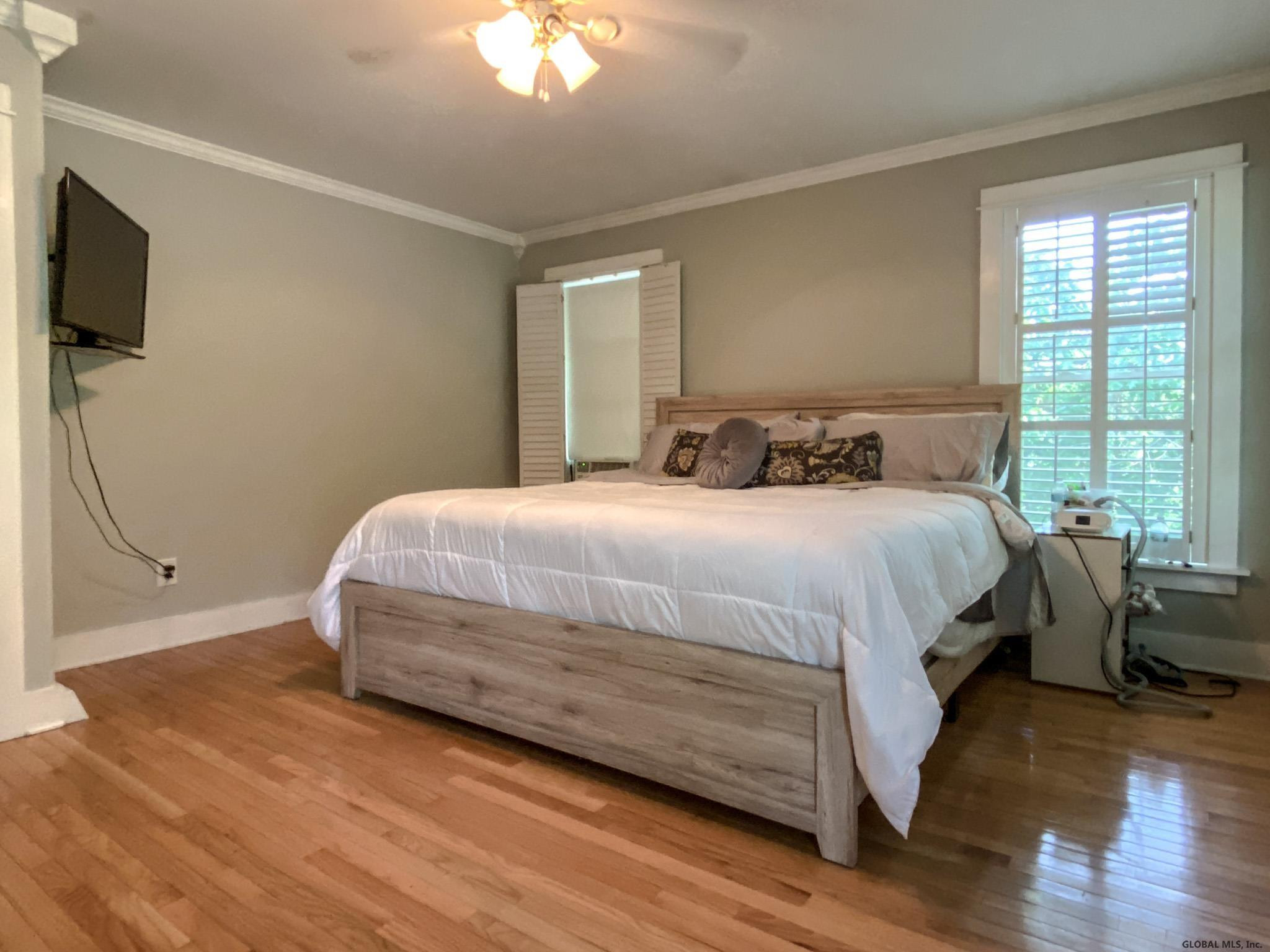 5 Hanneford Road Queensbury, NY 12804 - Photo 19 of 31 Photo 19