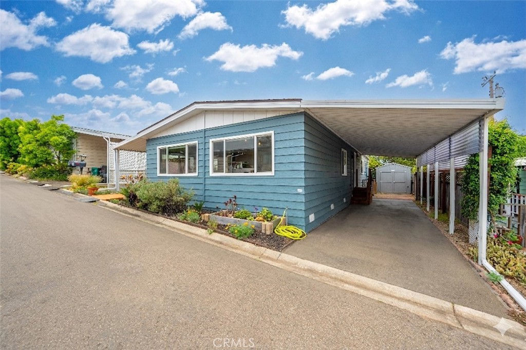 1675 Los Osos Valley Road, Unit 135 Los Osos, CA 93402 - Photo 2 of 38 Location – Set on a gentle hill within the park, offering a nice elevated position and added openness.
