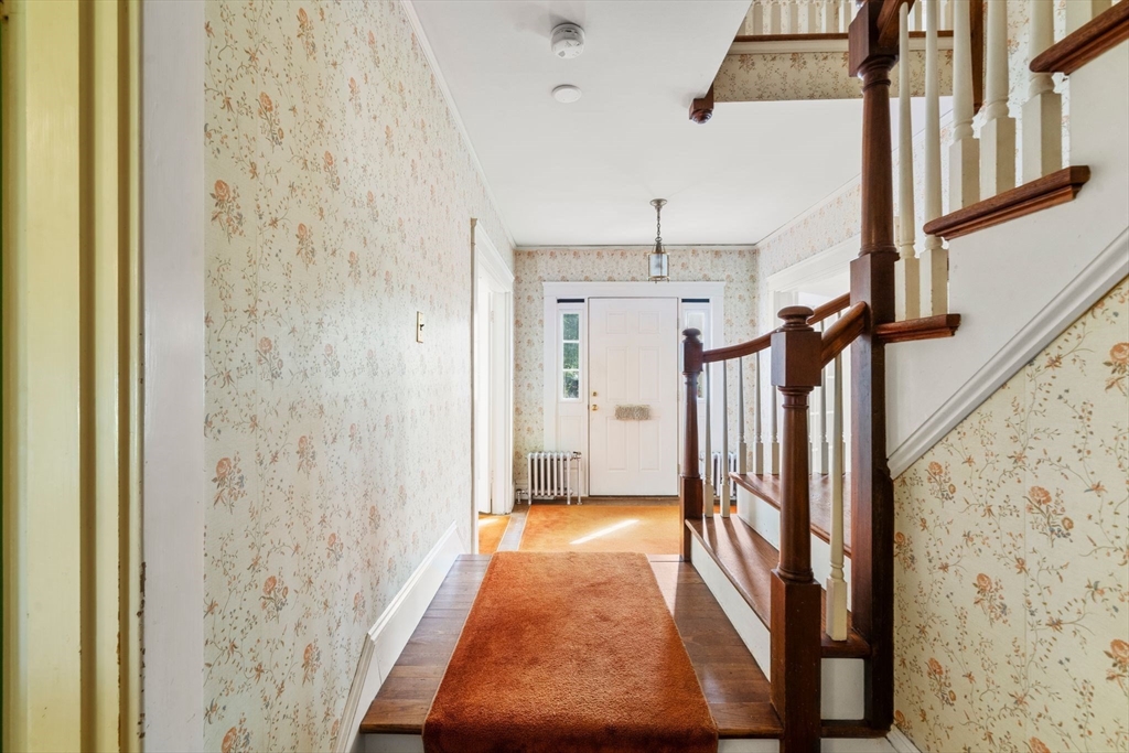 6 Tanager Road Attleboro, MA 02703 - Photo 4 of 34 Gallery Image 4