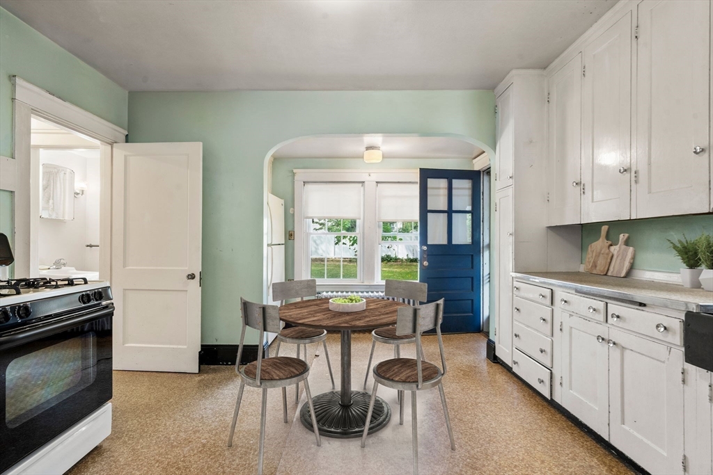 6 Tanager Road Attleboro, MA 02703 - Photo 7 of 34 Gallery Image 7