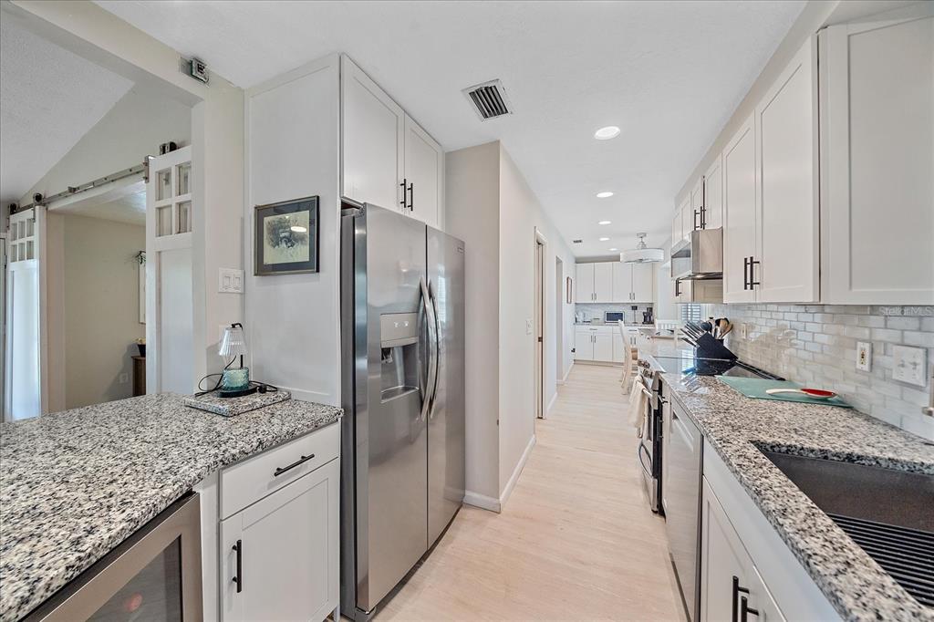 1488 Jupiter Road Venice, FL 34293 - Photo 10 of 41 Gallery Image 10