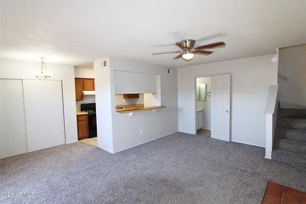 $1,249 | 410 East 9th Avenue, Unit 13, Mesa, AZ 85204