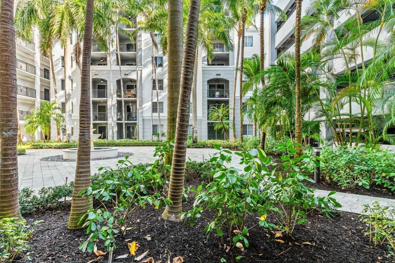 1690 Renaissance Commons Boulevard, Unit 1125 Boynton Beach, FL 33426 - Photo 23 of 37