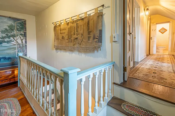 $300,000 | 303 East Main Street, Abingdon, VA 24210