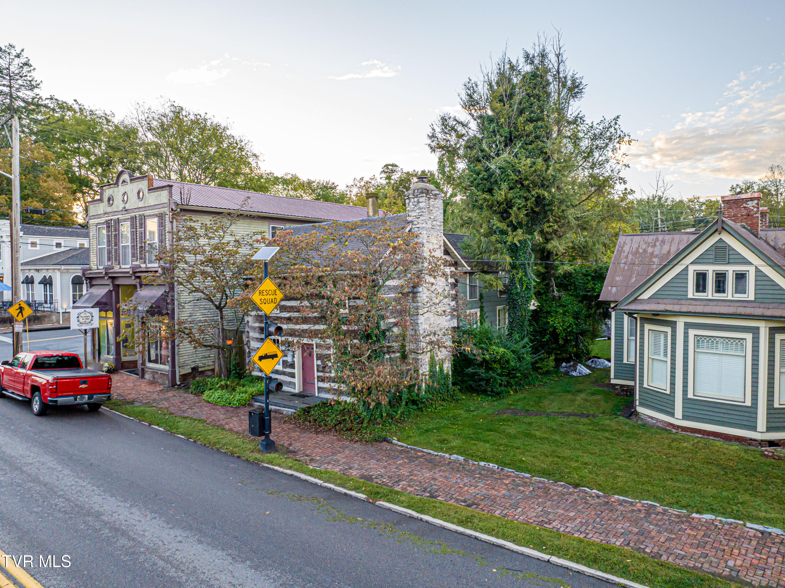 303 East Main Street Abingdon, VA 24210 - Photo 53 of 53 E Main-71