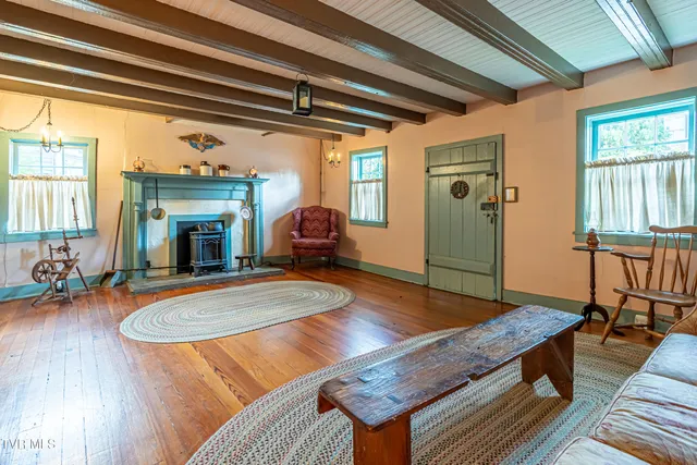 $315,000 | 303 East Main Street, Abingdon, VA 24210