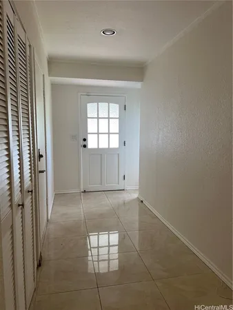 $7,500 | 616 Kumukahi Place, Honolulu, HI 96825