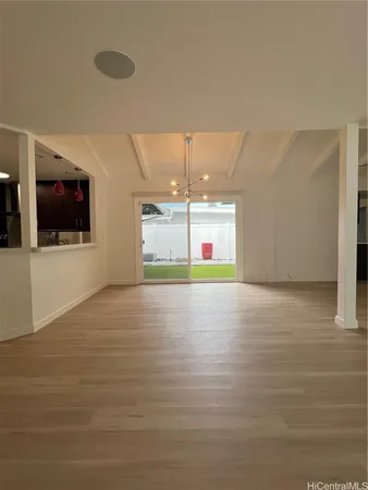 $7,500 | 616 Kumukahi Place, Honolulu, HI 96825