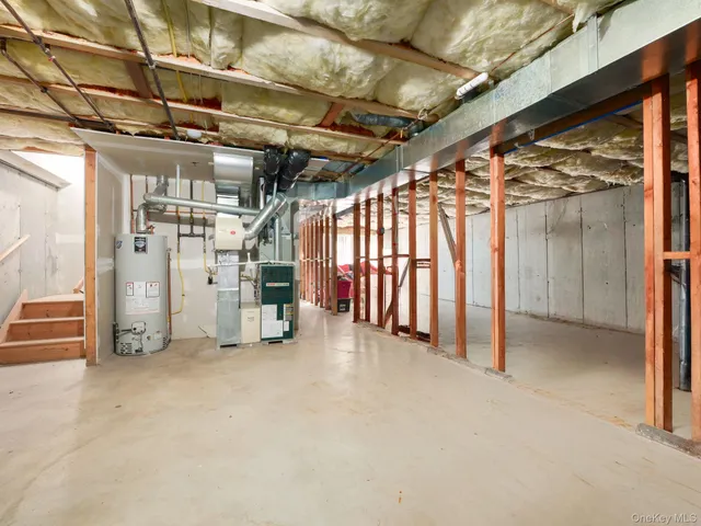 $439,000 | 2 Windsor Circle, New City, NY 10956