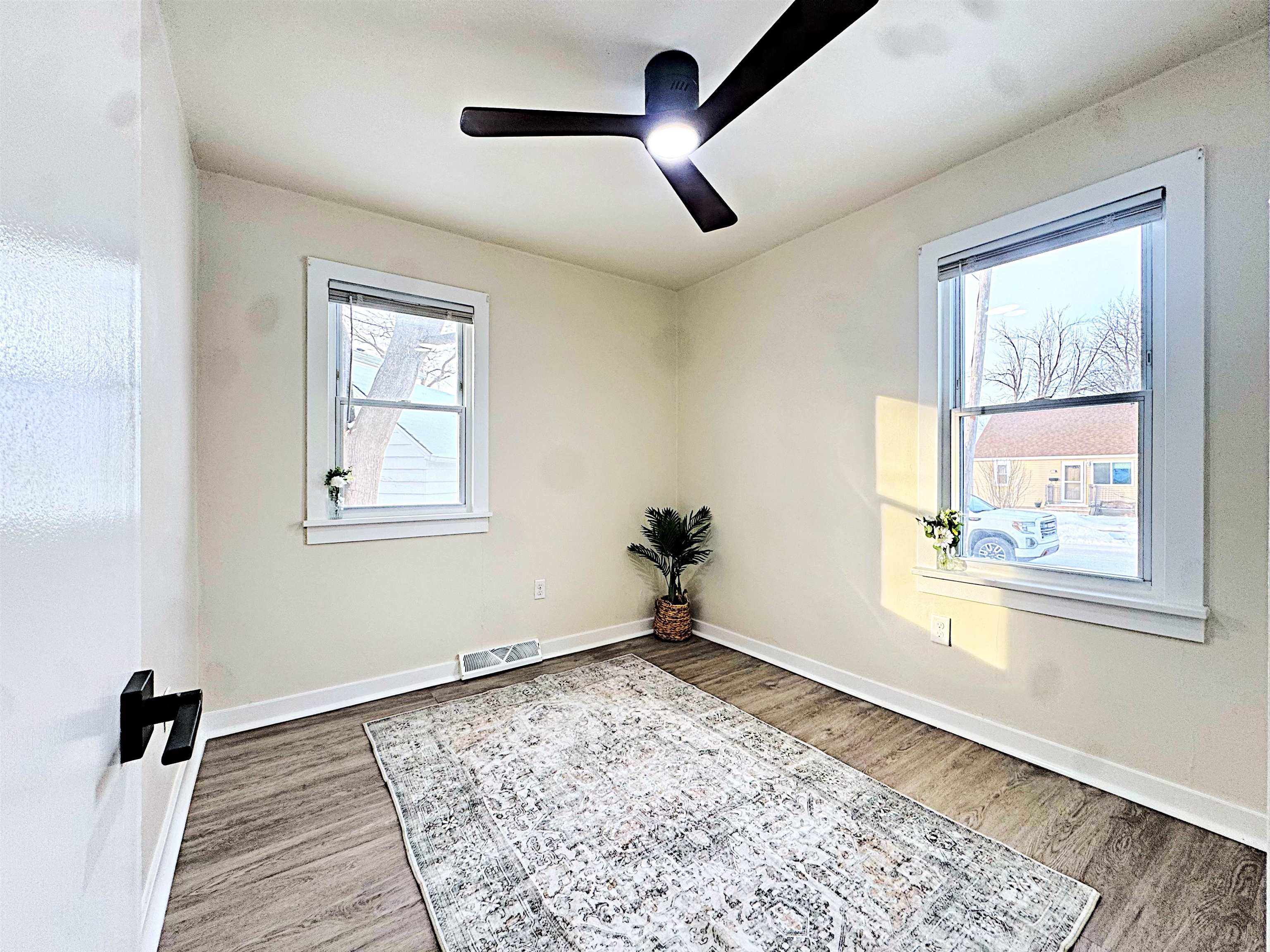 1813 West Summer Street Appleton, WI 54914 - Photo 16 of 28