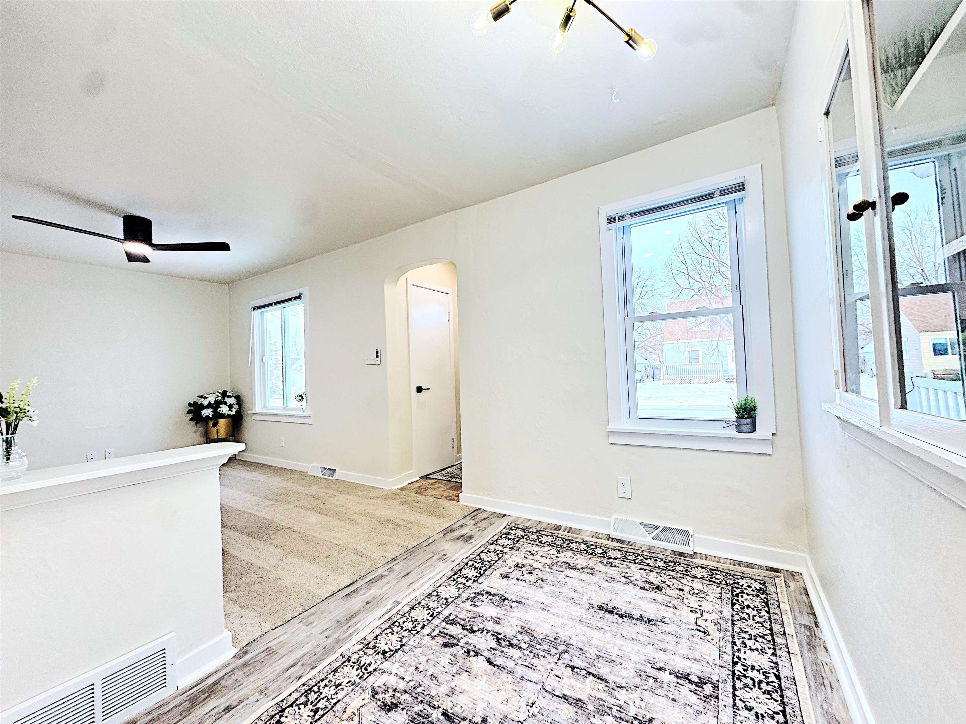 1813 West Summer Street Appleton, WI 54914 - Photo 4 of 28