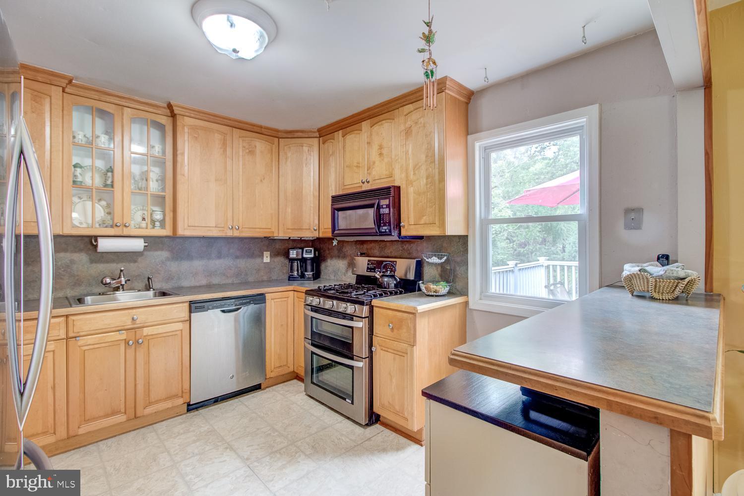 3 Robinson Road Allentown, NJ 08501 - Photo 14 of 47 Kitchen