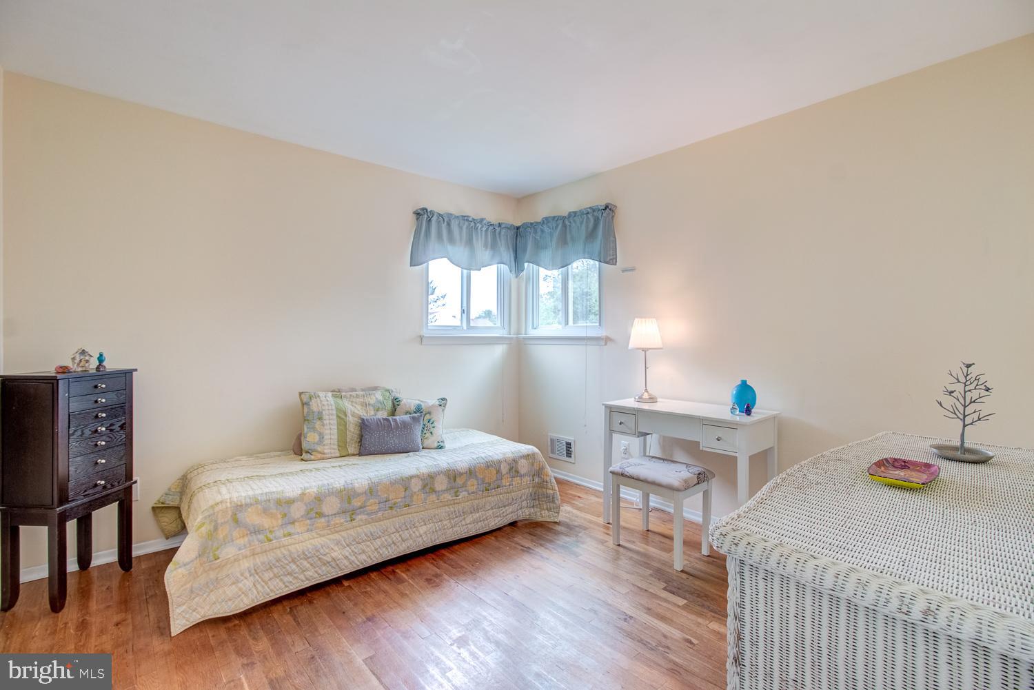 3 Robinson Road Allentown, NJ 08501 - Photo 22 of 47 Bedroom 3