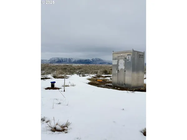$250,900 | 49927 Shuffield Road, Paisley, OR 97636
