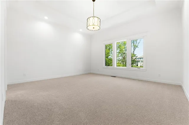 $765,000 | 10332 North Potter Avenue, Kansas City, MO 64157