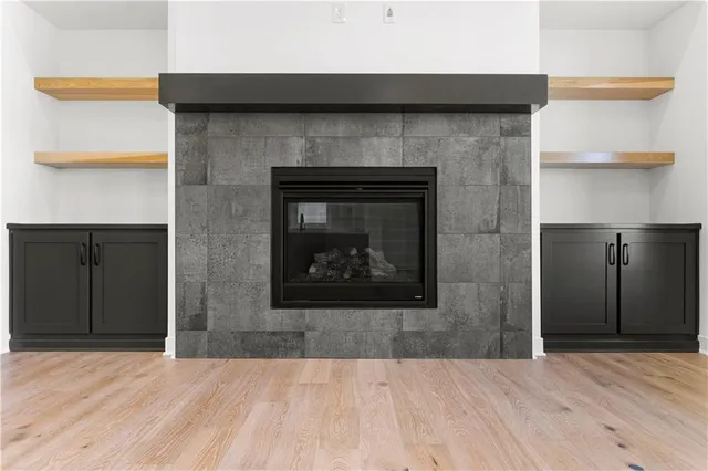 $765,000 | 10332 North Potter Avenue, Kansas City, MO 64157