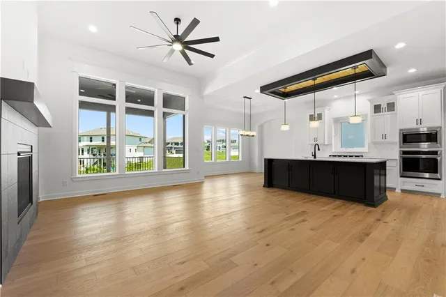 $765,000 | 10332 North Potter Avenue, Kansas City, MO 64157