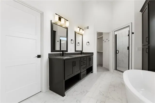 $765,000 | 10332 North Potter Avenue, Kansas City, MO 64157