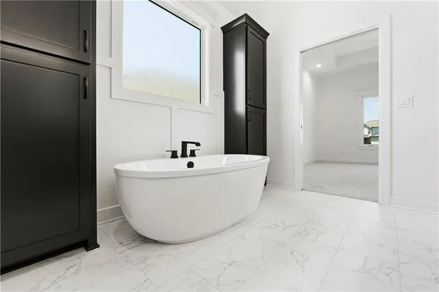 $765,000 | 10332 North Potter Avenue, Kansas City, MO 64157