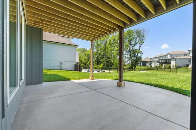 $765,000 | 10332 North Potter Avenue, Kansas City, MO 64157