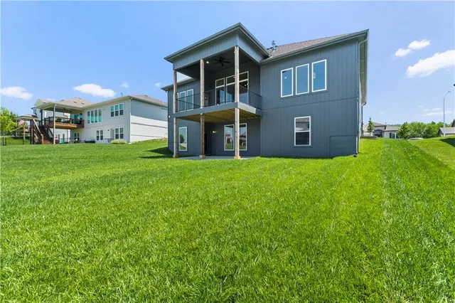 $765,000 | 10332 North Potter Avenue, Kansas City, MO 64157