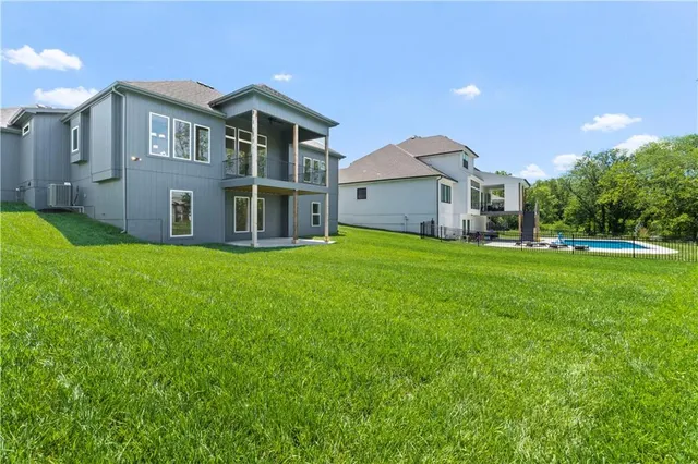 $765,000 | 10332 North Potter Avenue, Kansas City, MO 64157