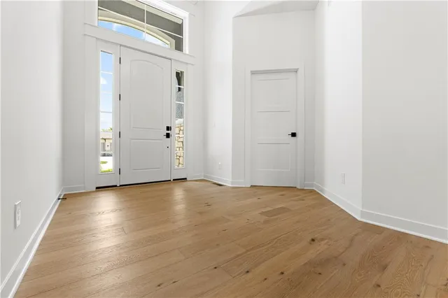 $765,000 | 10332 North Potter Avenue, Kansas City, MO 64157