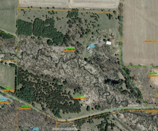 $999,900 | 8716 Fountain Grove Road, Amherst, WI 54406