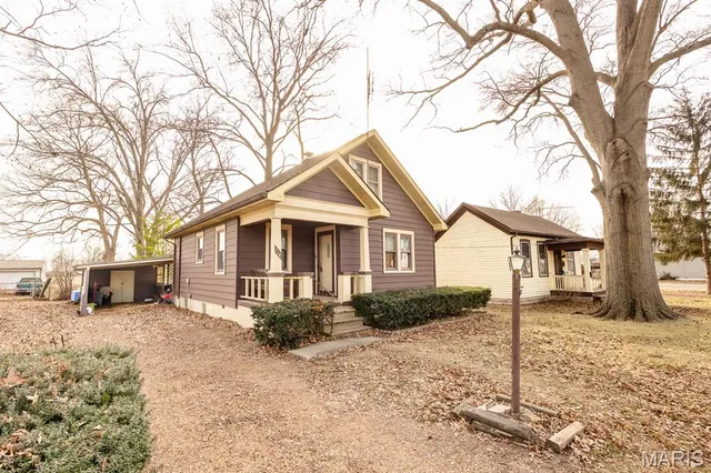 $119,000 | 714 West S Street, Mascoutah, IL 62258