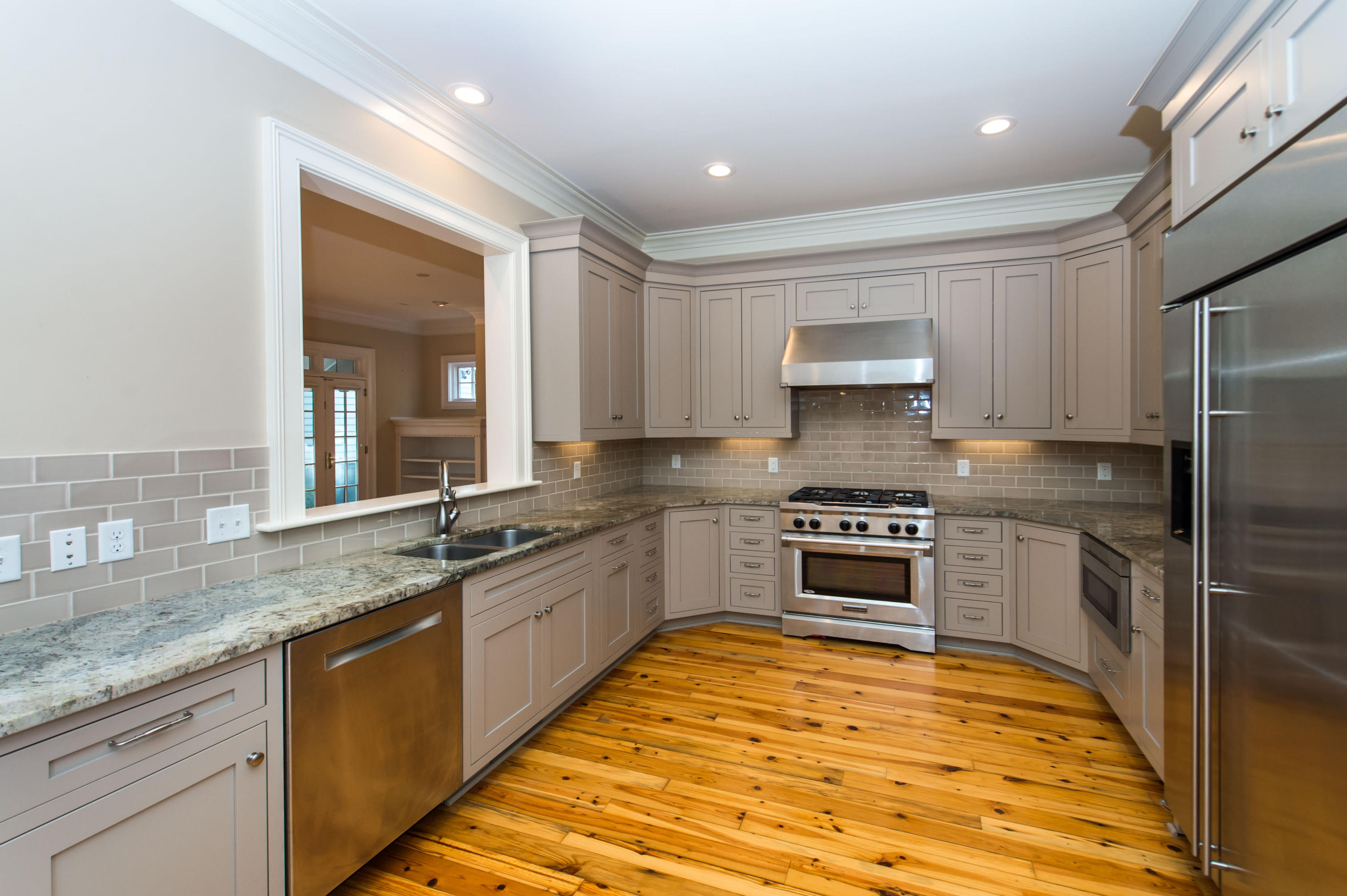42 Eastlake Road Mount Pleasant, SC 29464 - Photo 13 of 54 42 Eastlake_Low Res-6
