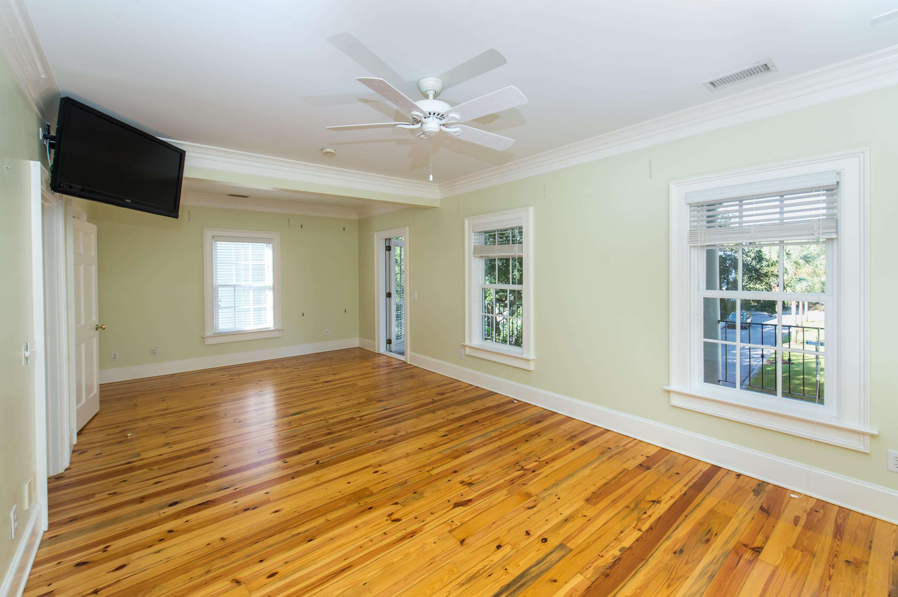 42 Eastlake Road Mount Pleasant, SC 29464 - Photo 24 of 54 42 Eastlake_Low Res-21